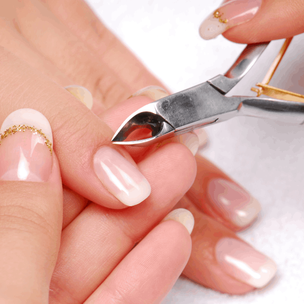manicure-600x600